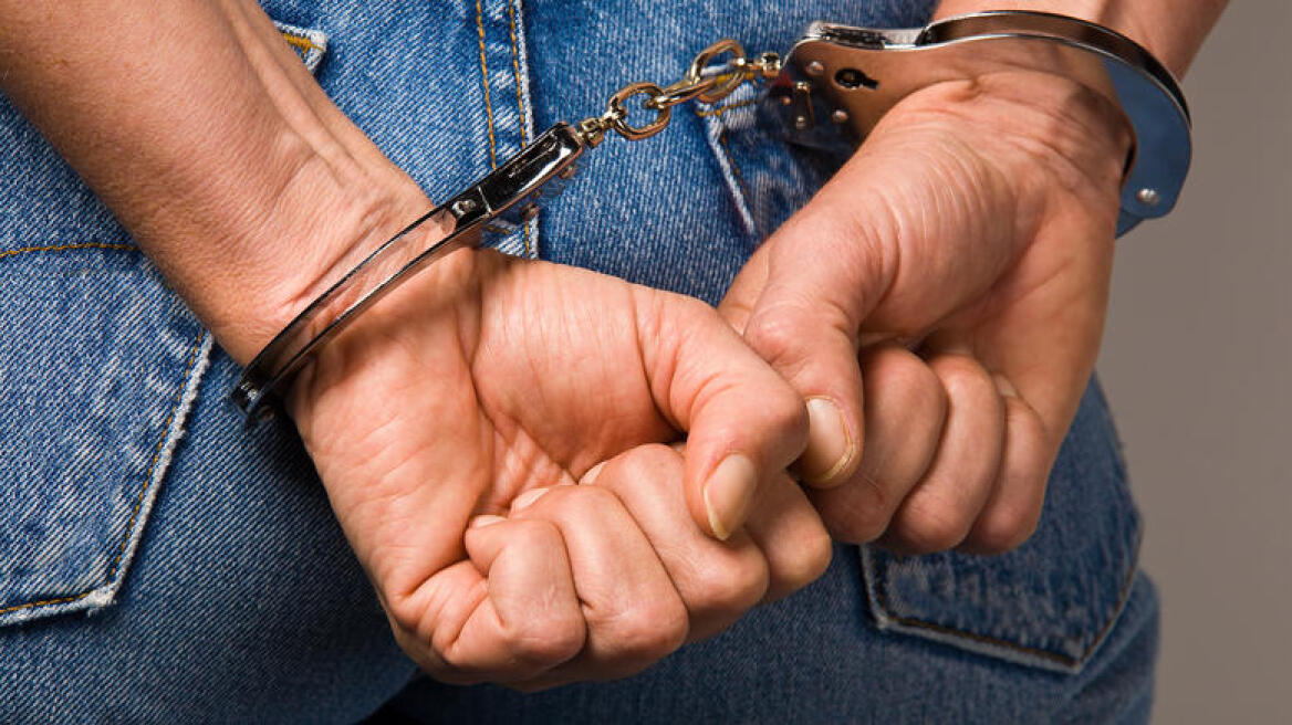 Φθιώτιδα: Βούλγαρος συνελήφθη για μια απάτη και 82... απόπειρες