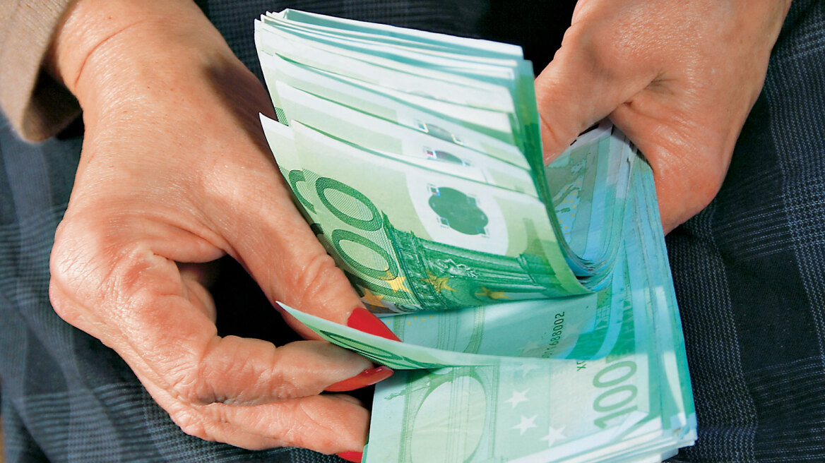 Δράμα: Απατεώνες απέσπασαν 10.000 ευρώ από ηλικιωμένη