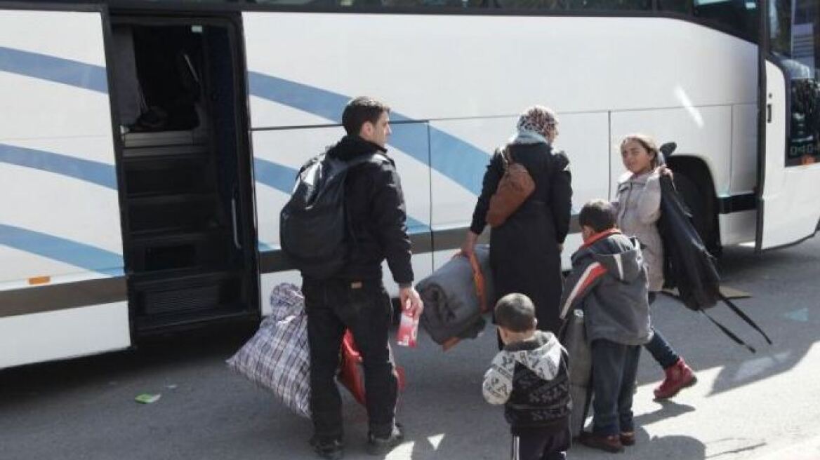 Στα Ιωάννινα οι 382 Σύροι που αρνήθηκαν να μείνουν στο Κουτσόχερο