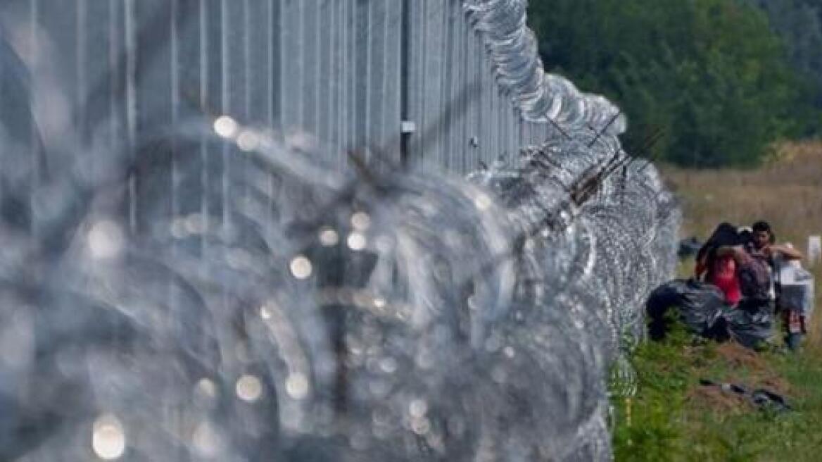 Προσφυγικό: Φόβοι για νέα επίθεση στον φράχτη στα ελληνοσκοπιανά σύνορα
