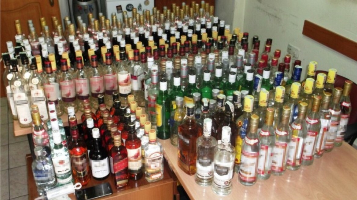 Χαλκιδική: Διέθεταν λαθραία οινοπνευματώδη ποτά στους πελάτες τους