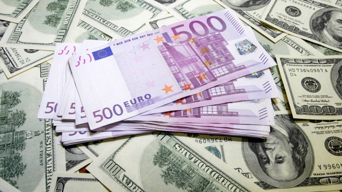 EKT: Δεν θα μειώσουμε την ισοτιμία ευρώ-δολαρίου