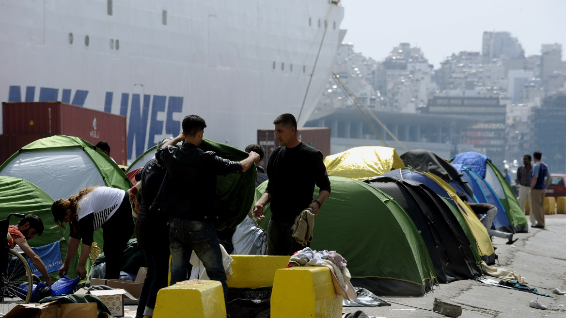 Διεθνής Αμνηστία: Ανεπαρκείς οι συνθήκες για τους πρόσφυγες στην Ελλάδα