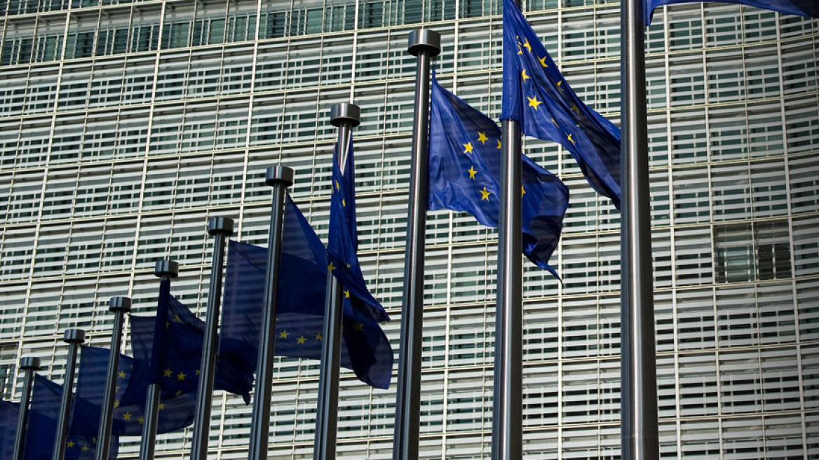 Βρυξέλλες: Πρώτα ψήφιση μέτρων, μετά συμφωνία για χρέος και στο τέλος εκταμίευση