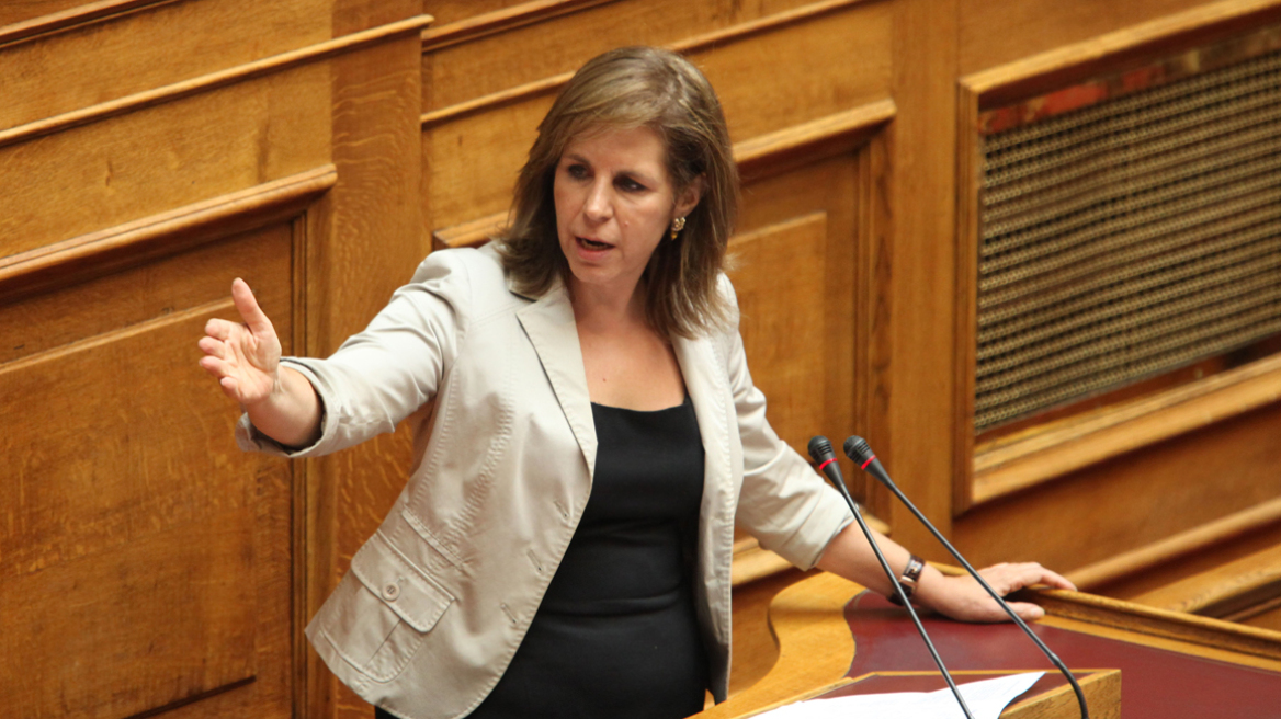 Χριστοφιλοπούλου: Ο Πολάκης δεν μπορεί να παραμένει υπουργός