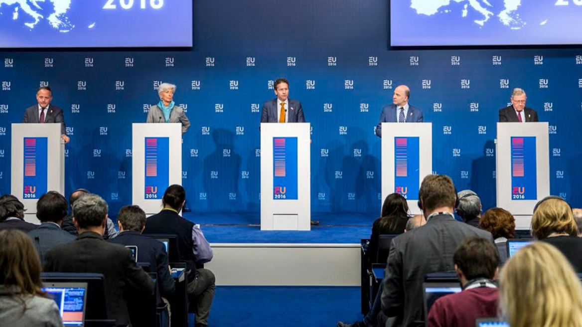 Eurogroup: Η κυβέρνηση συμφώνησε σε 4ο Μνημόνιο-«κάβα»
