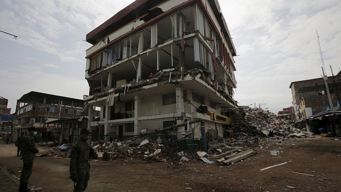 Νέος σεισμός 6 Ρίχτερ συγκλόνισε τον Ισημερινό