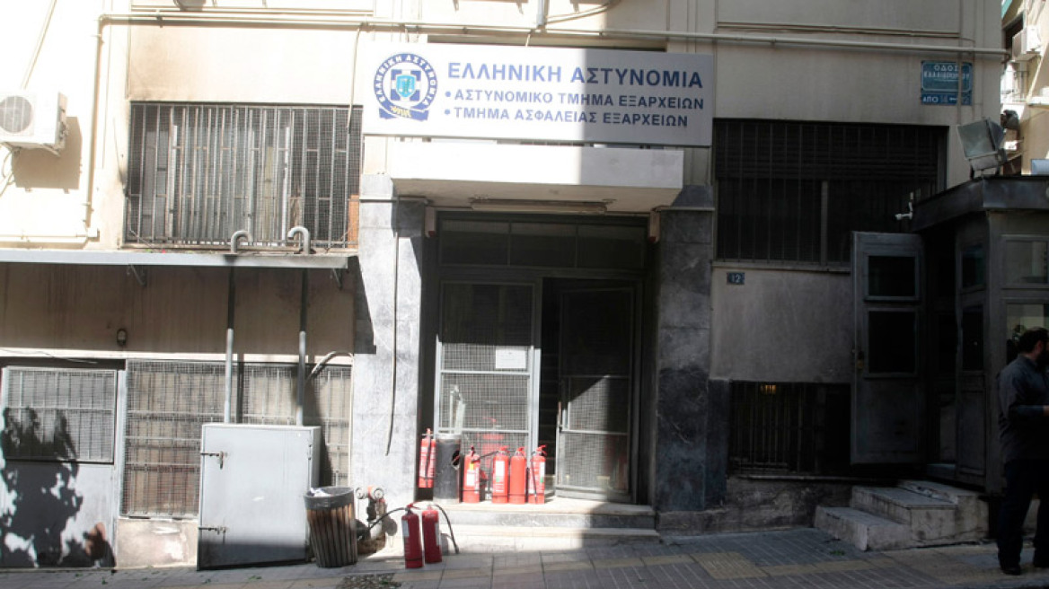 Εκτός ελέγχου: «Αναρχικές» συμμορίες λυμαίνονται την Αθήνα