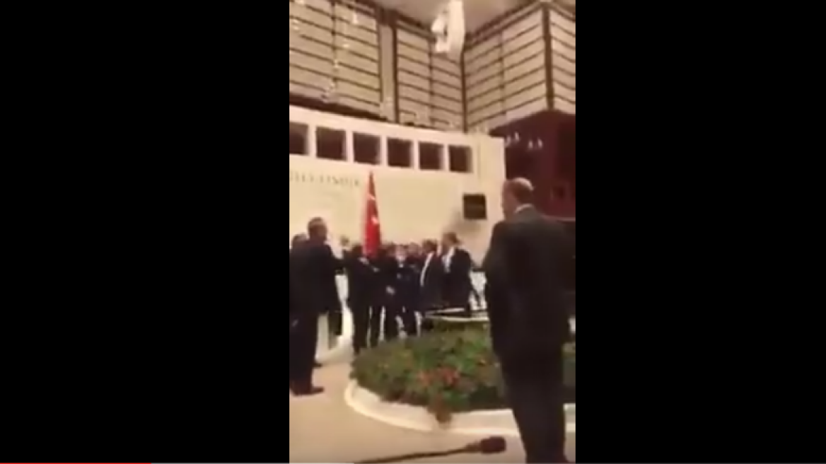 Turkish parliament goes full boxing! (video)