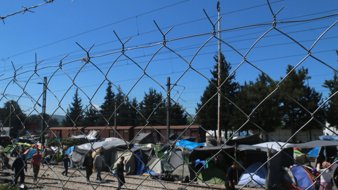 «Ελλείψεις» στη φύλαξη των συνόρων από την Ελλάδα διαπίστωσε η Κομισιόν