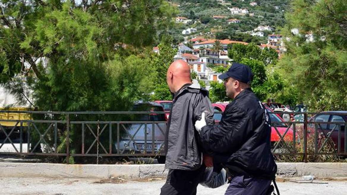 Λέσβος: Ανάστατοι οι κάτοικοι από τις κλοπές μεταναστών 
