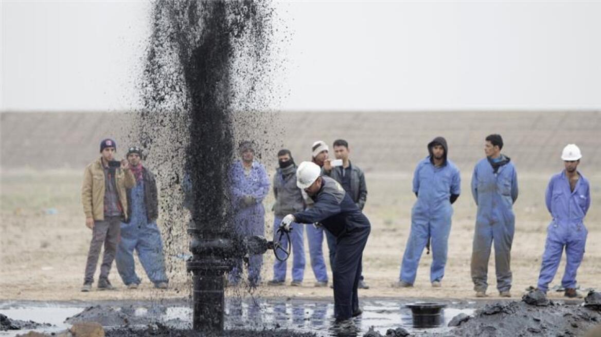 Απώλειες για το πετρέλαιο - Χάνει τα κέρδη Απριλίου