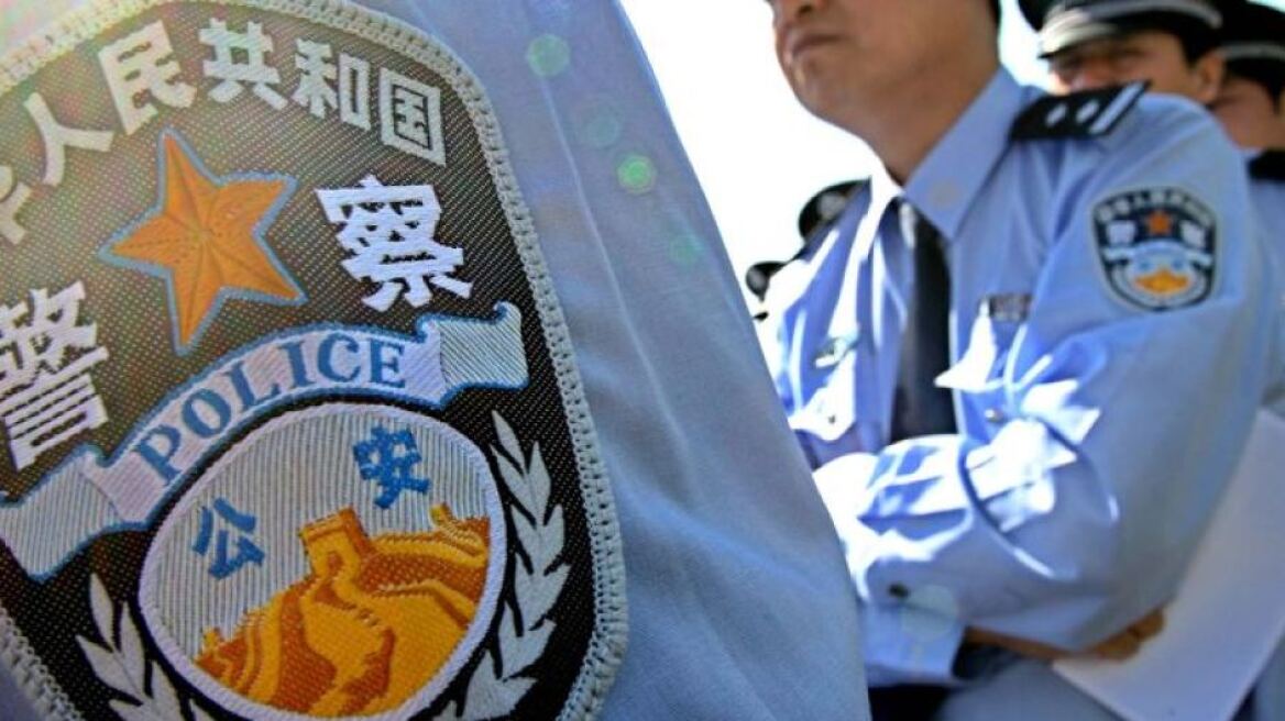 Περιπολίες Κινέζων αστυνομικών στη Ρώμη και στο Μιλάνο