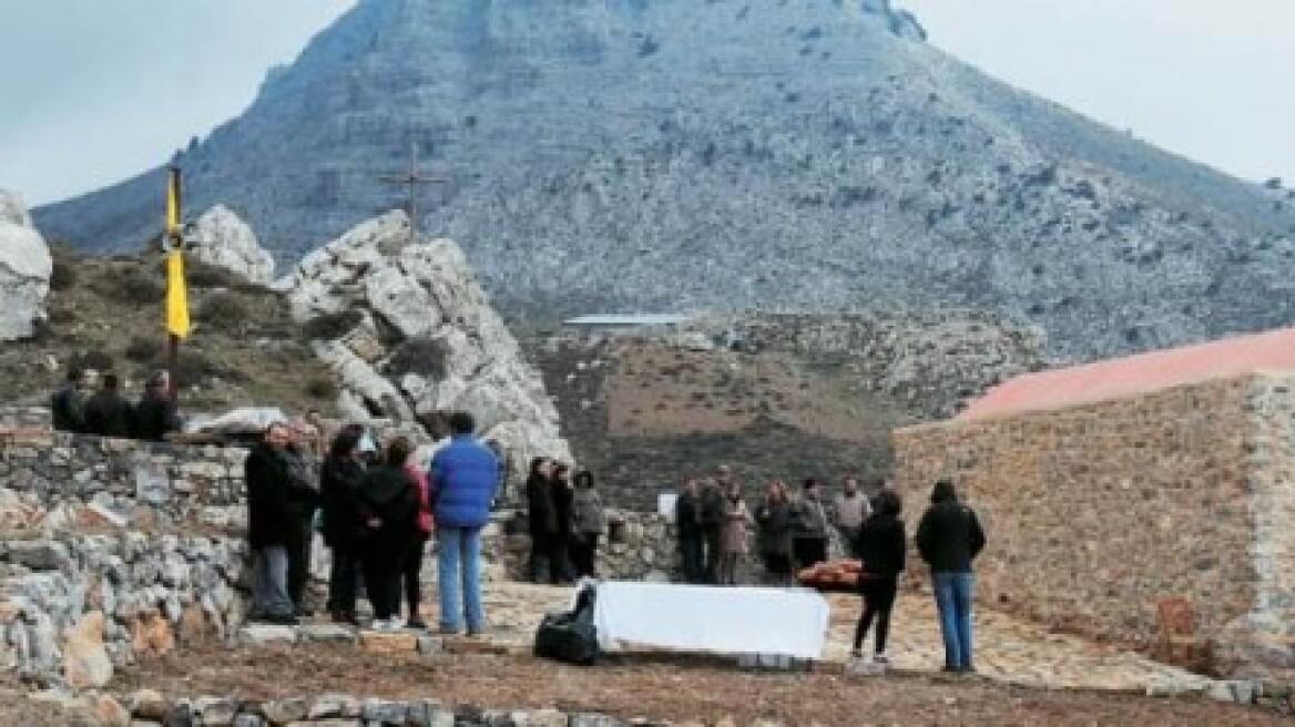 Κρήτη: Λειτουργεί μετά από 600 χρόνια η Μονή των Τριών Ιεραρχών