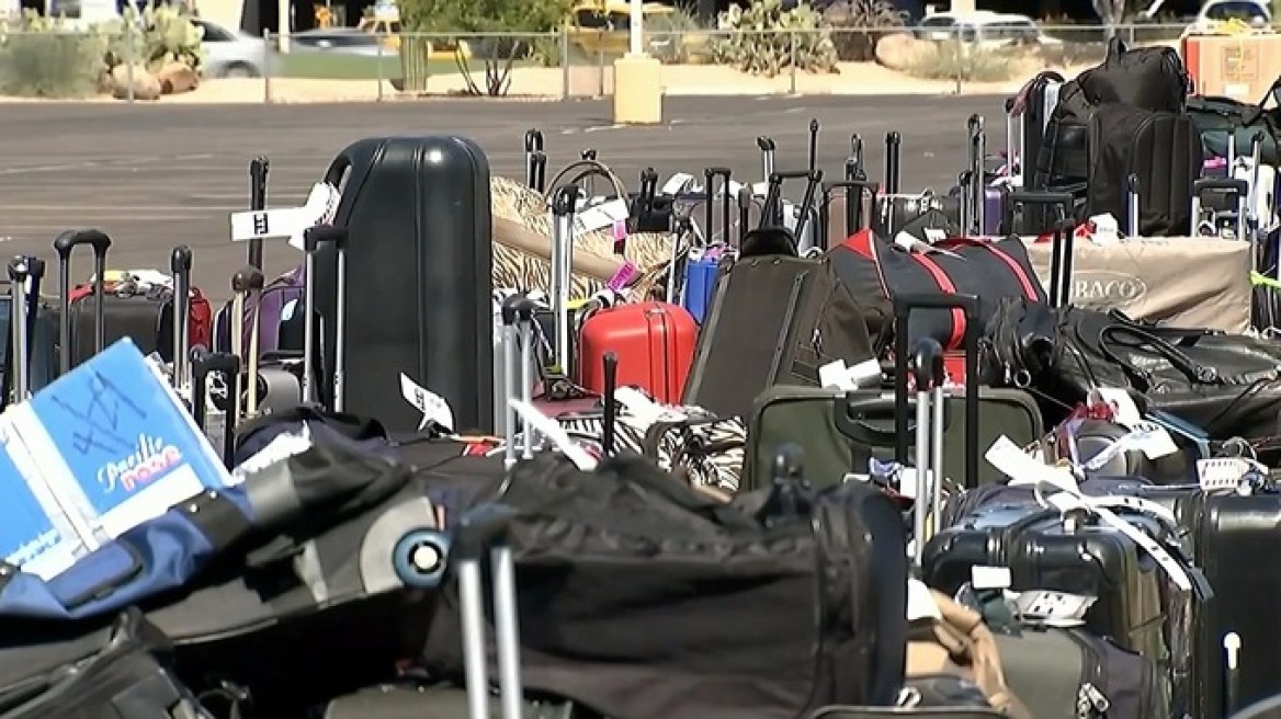 Χάος στο αεροδρόμιο του Φοίνιξ στην Αριζόνα - «Χάθηκαν» 3.000 αποσκευές