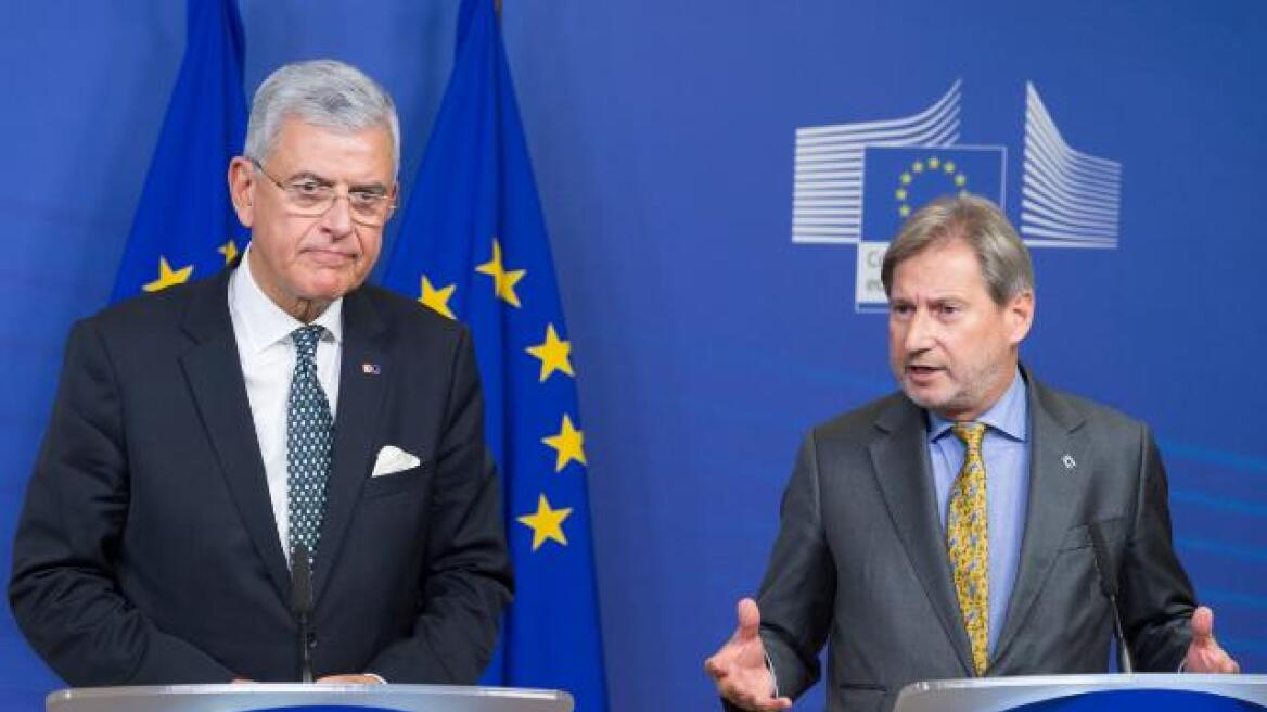 Τούρκος υπουργός πετάει «το μπαλάκι» στην ΕΕ για τη συμφωνία για το προσφυγικό