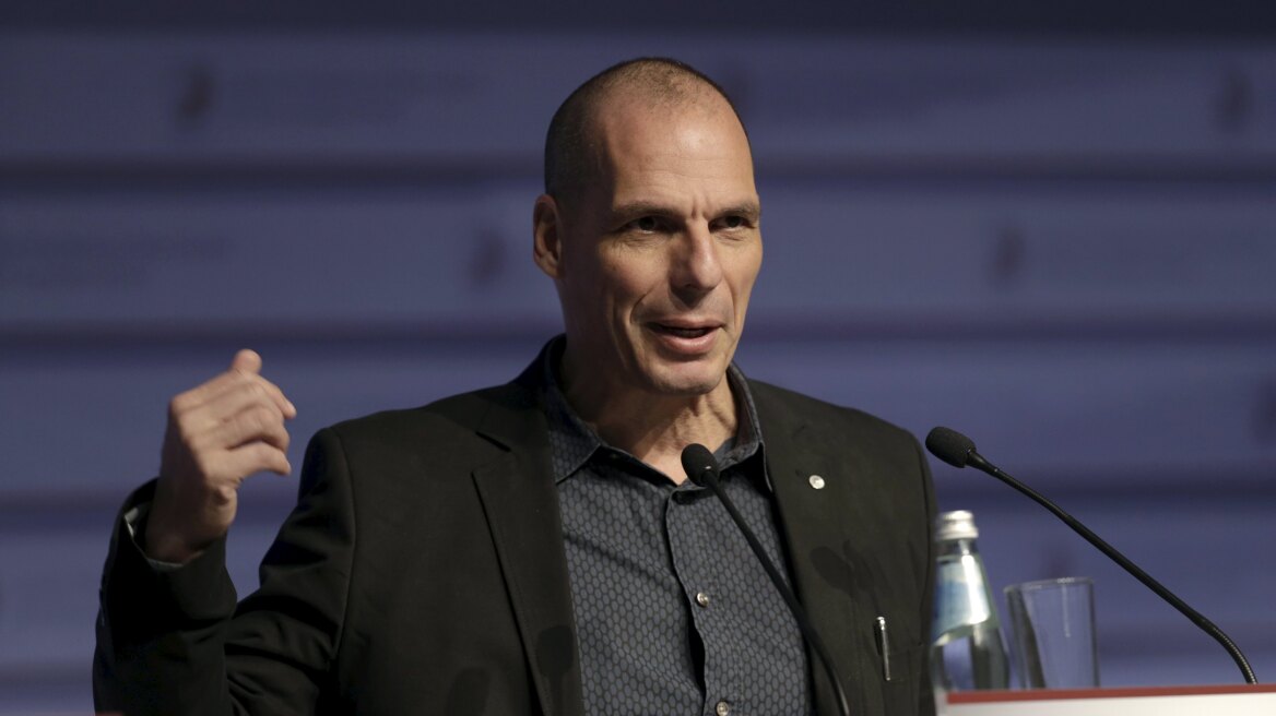 Varoufakis to join tour to persuade leftwingers to say yes to Europe