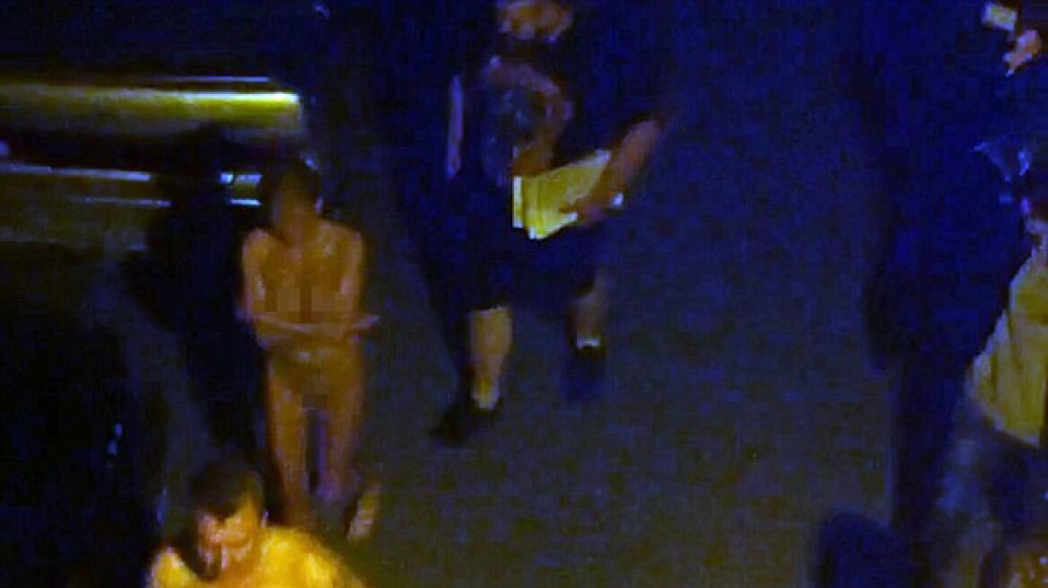 Βίντεο: Ρωσίδες ιερόδουλες βγήκαν γυμνές στους δρόμους