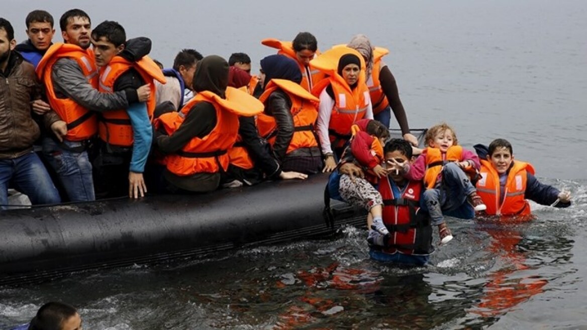 Με δύο βάρκες 99 πρόσφυγες αποβιβάστηκαν στη Χίο 