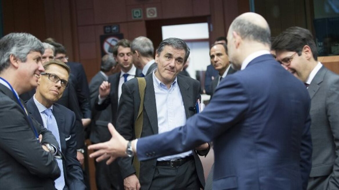 Economist: Ελλάδα - ΔΝΤ - ΕΕ άφησαν τον καβγά για αργότερα