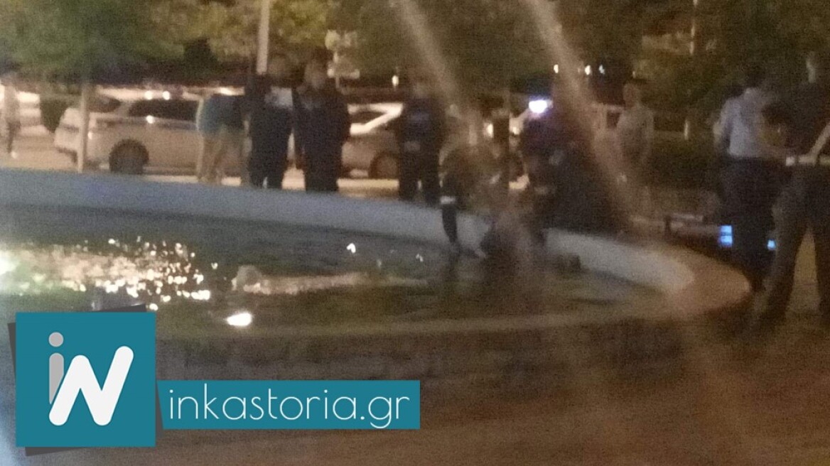 Σοκ στην Καστοριά: Νεκρός μέσα στο συντριβάνι κεντρικής πλατείας  