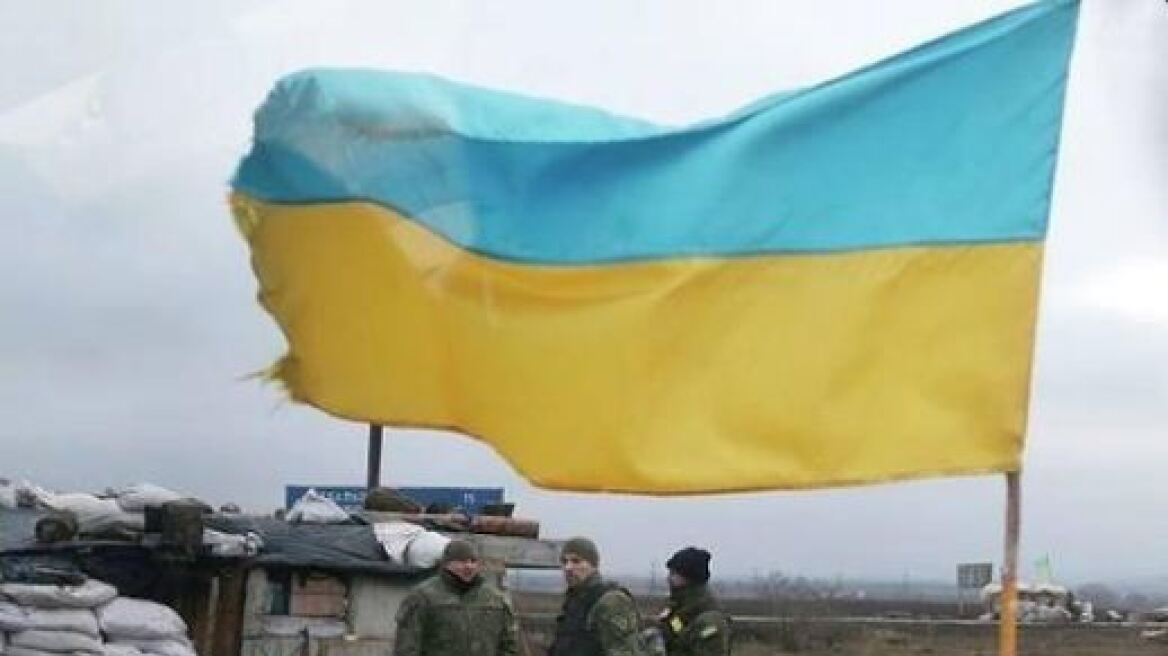 Κλιμακώνεται η κρίση στην Ουκρανία: Πέντε νεκροί στρατιώτες από συγκρούσεις