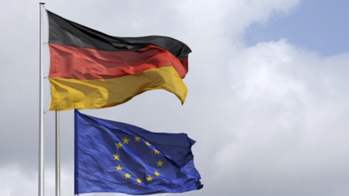 Δημοσκόπηση: Μόλις ένας στους δύο Γερμανούς είναι υπέρ της ΕΕ
