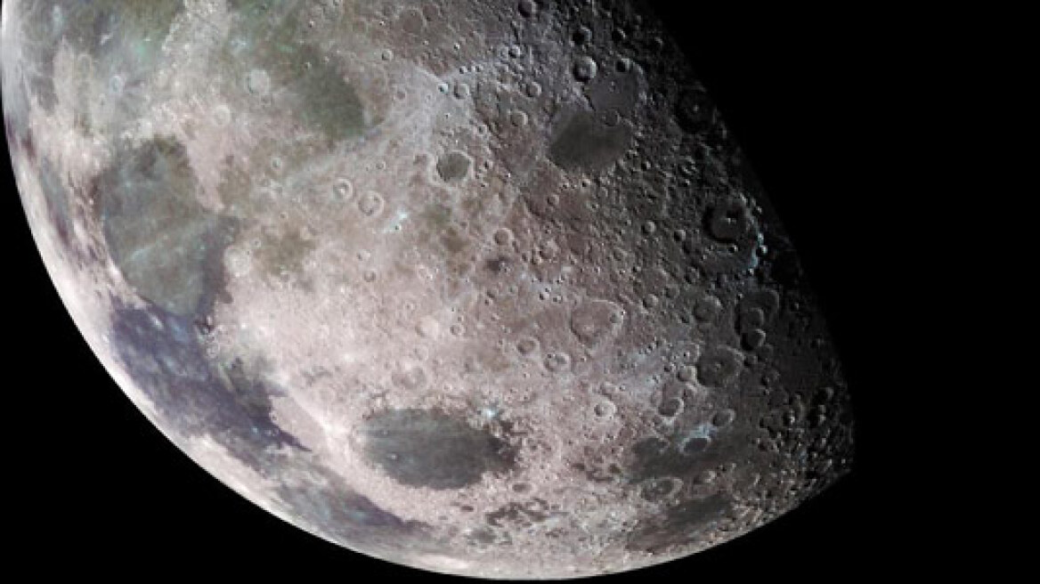 Το περισσότερο νερό έφτασε στη Σελήνη από αστεροειδείς που τη «βομβάρδισαν»
