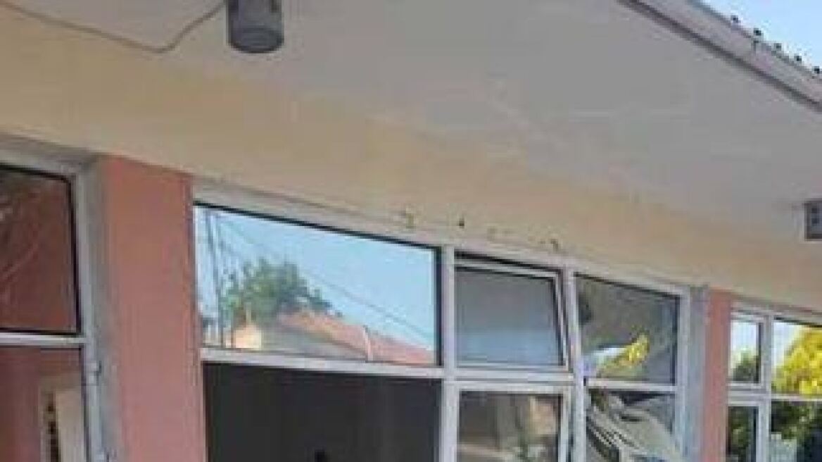 Θεσσαλονίκη: Ανατίναξαν κτήριο «Βοήθεια στο Σπίτι» για να κλέψουν το ΑΤΜ!