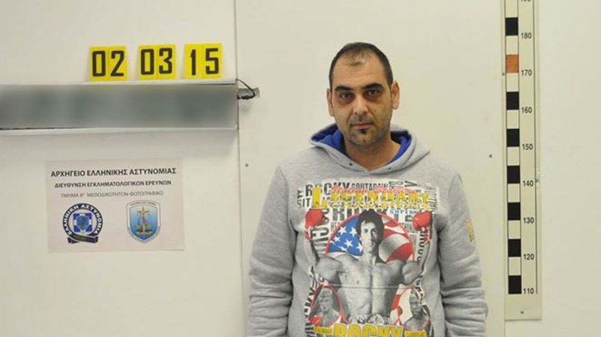 Ξέσπασαν τα θύματα του παιδόφιλου του Περιστερίου: Του πέταξαν μπουκάλια στη δίκη