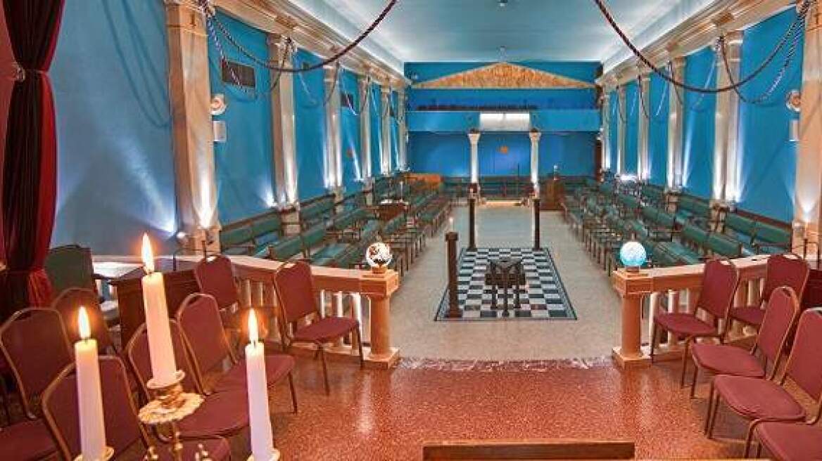 Enter the Freemason Athens Lodge for the first time! (photos)