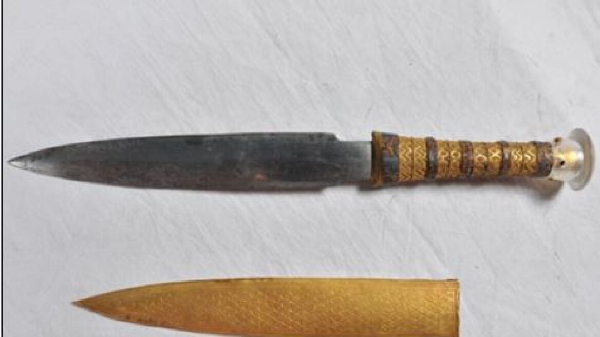 King Tutankhamun’s dagger came from outer space!