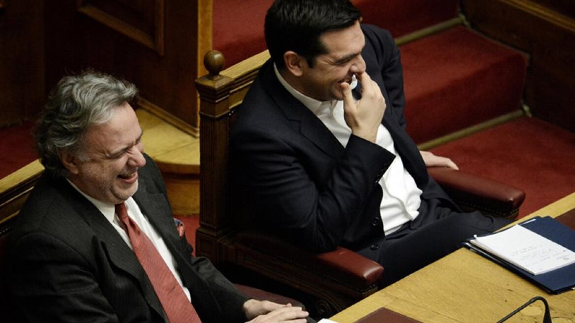 Tsipras’ commitments on labor issue causes opposition’s reaction