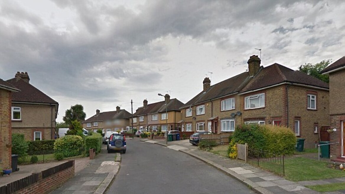 Έγκλημα-μυστήριο στο Λονδίνο: Βρέθηκαν οστά μικρού αγοριού σε αποθήκη σπιτιού