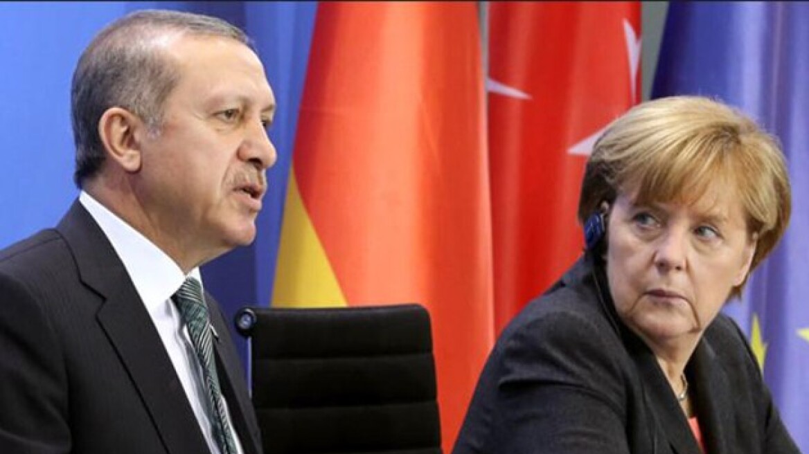 Μέρκελ: «Ακατανόητες» οι προσβολές της Τουρκίας εις βάρος Γερμανών βουλευτών
