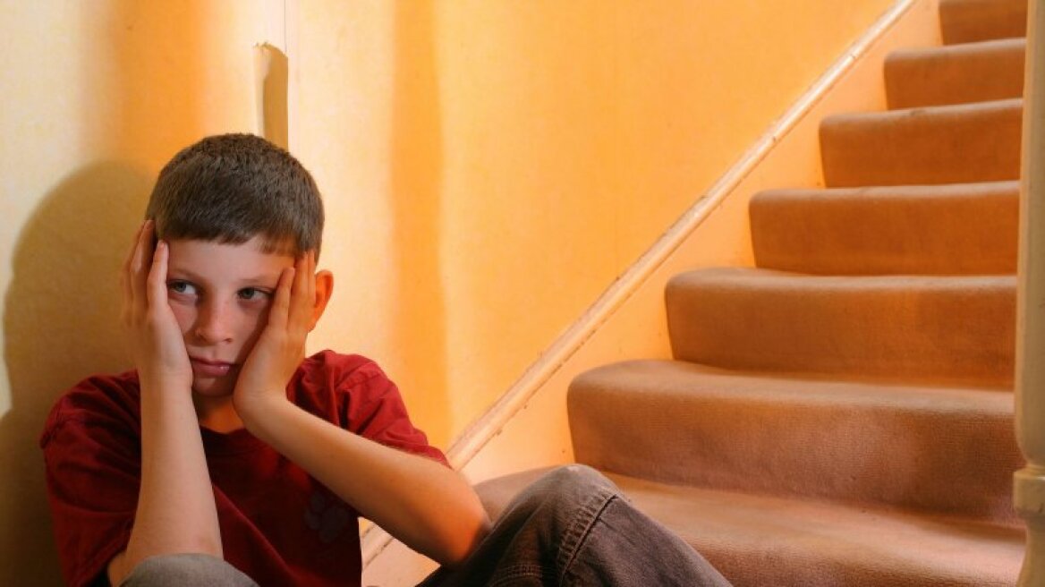 Έρευνα: Οι συχνές μετακομίσεις κάνουν κακό στους βαθμούς των παιδιών 