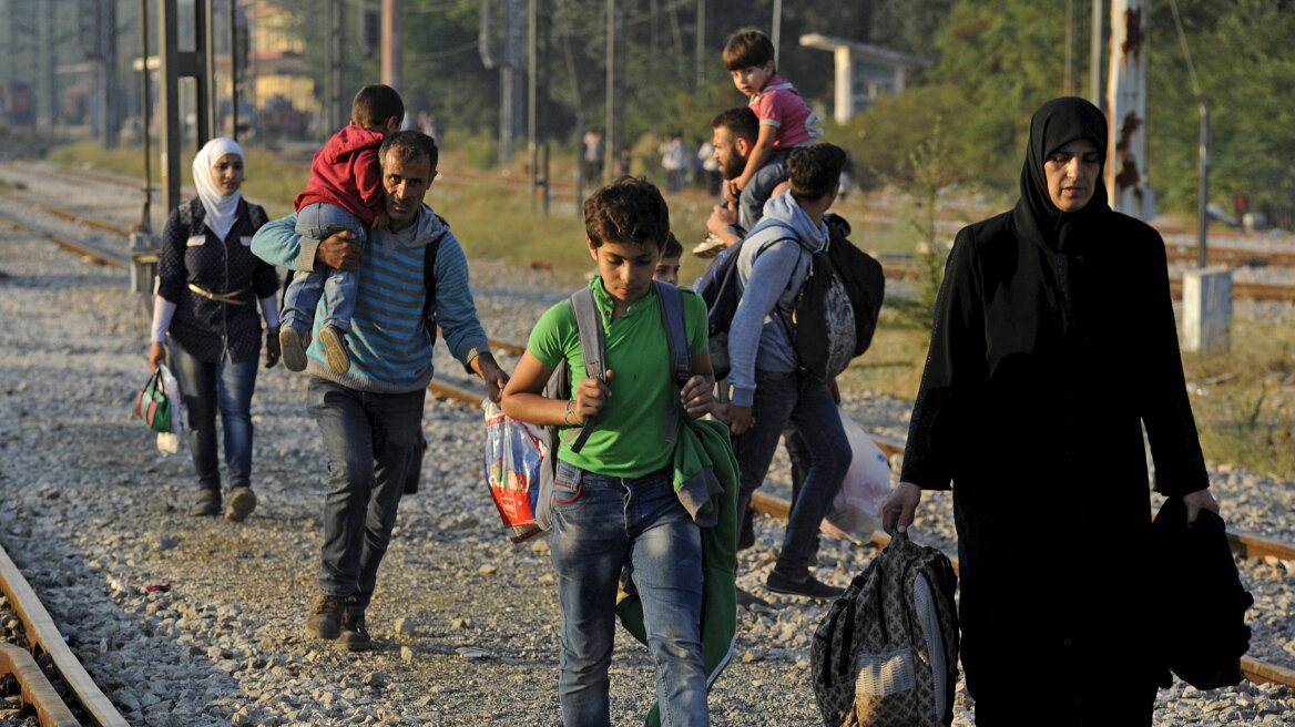 Συμφωνίες αλά Τουρκία με εννέα χώρες για το μεταναστευτικό επιδιώκει η ΕΕ