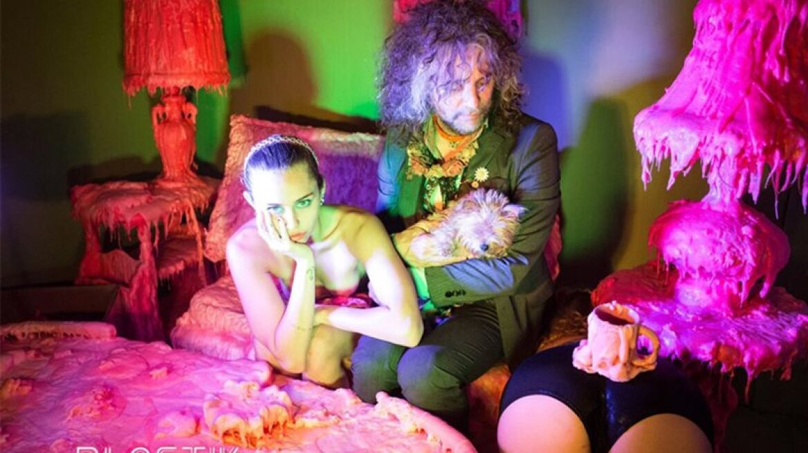 Miley Cyrus provocative photo shoot (warning: explicit pics)