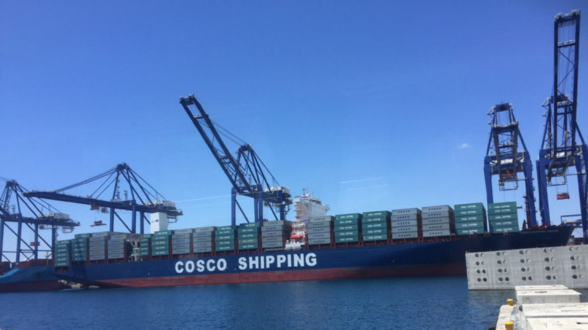 Στον Πειραιά το πρώτο «container ship» που θα περάσει τη διώρυγα του Παναμά