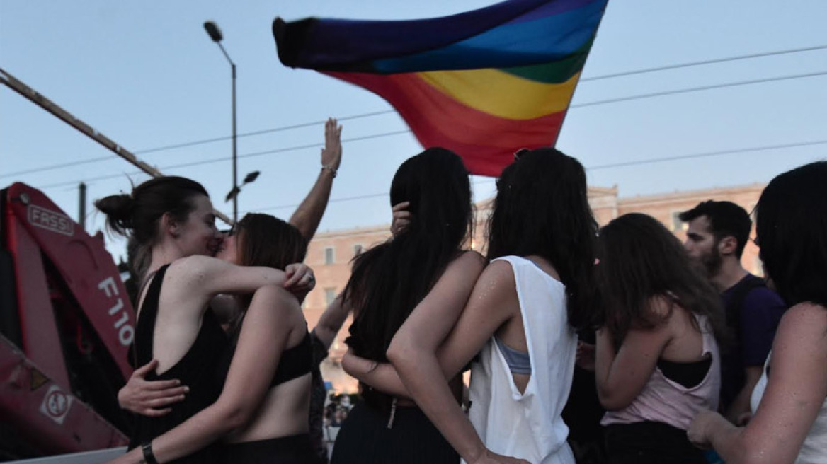 12ο Αthens Pride: Πολύχρωμη παρέλαση στους δρόμους της Αθήνας