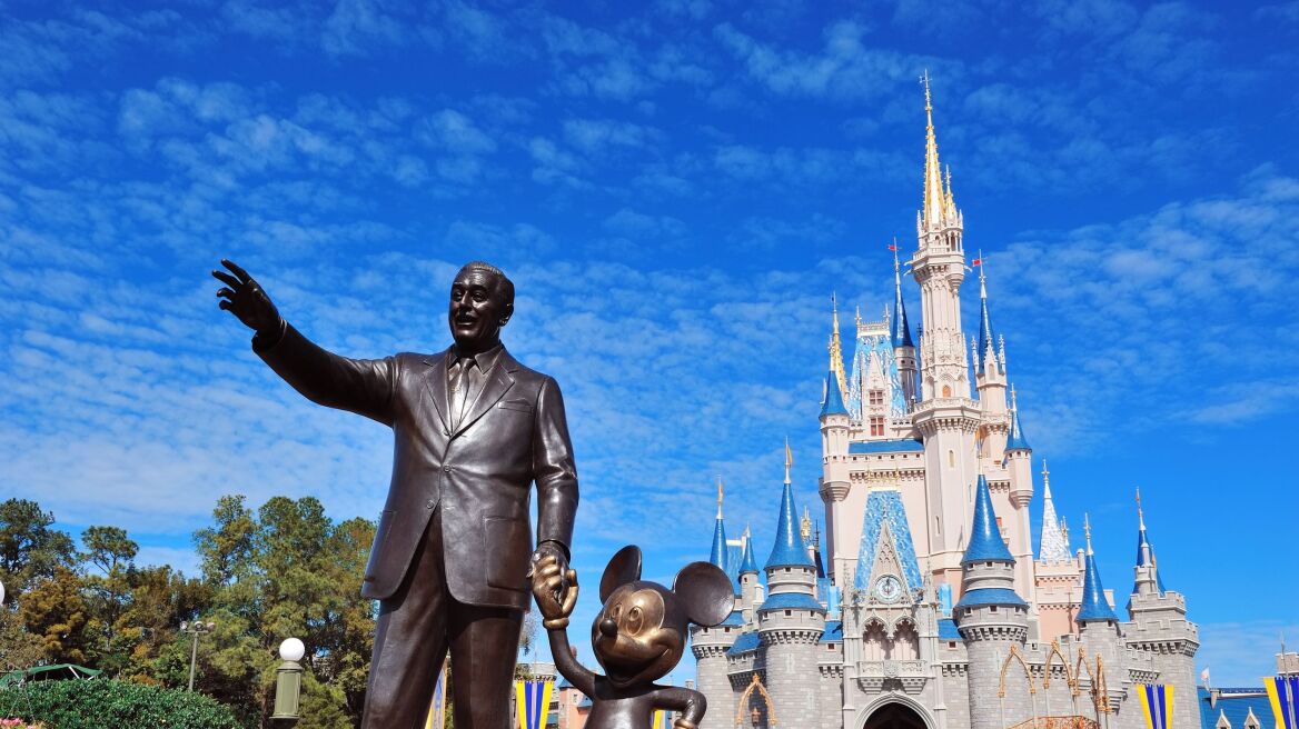 Ενισχύει τα μέτρα ασφαλείας στα θεματικά της πάρκα η Disney