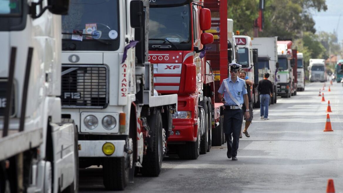 Απαγόρευση κυκλοφορίας φορτηγών το τριήμερο του Αγίου Πνεύματος