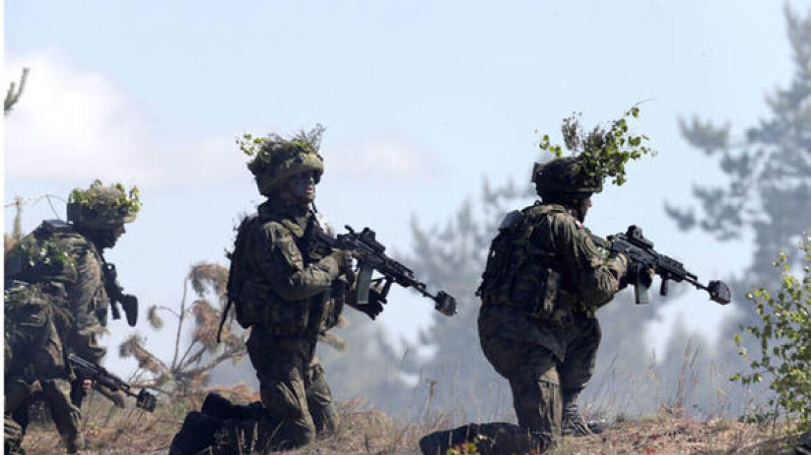 Το ΝΑΤΟ στέλνει άλλους 4.000 στρατιώτες στα σύνορα με τη Ρωσία