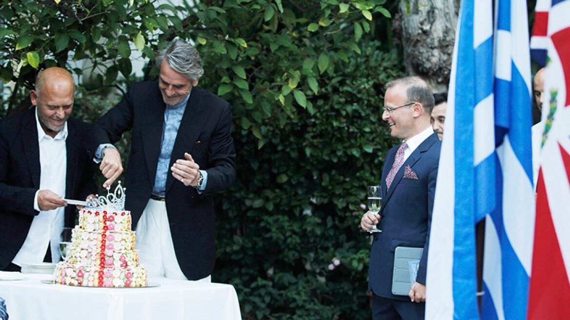 Oscar actor Jeremy Irons in Athens for 400th Shakespeare anniversary (photos)