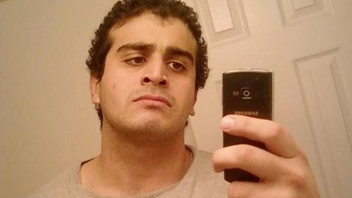 Orlando gunman texted his wife during the attack