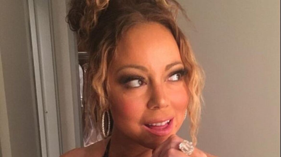 Το ντεκολτέ της Mariah Carey «βγάζει μάτι»