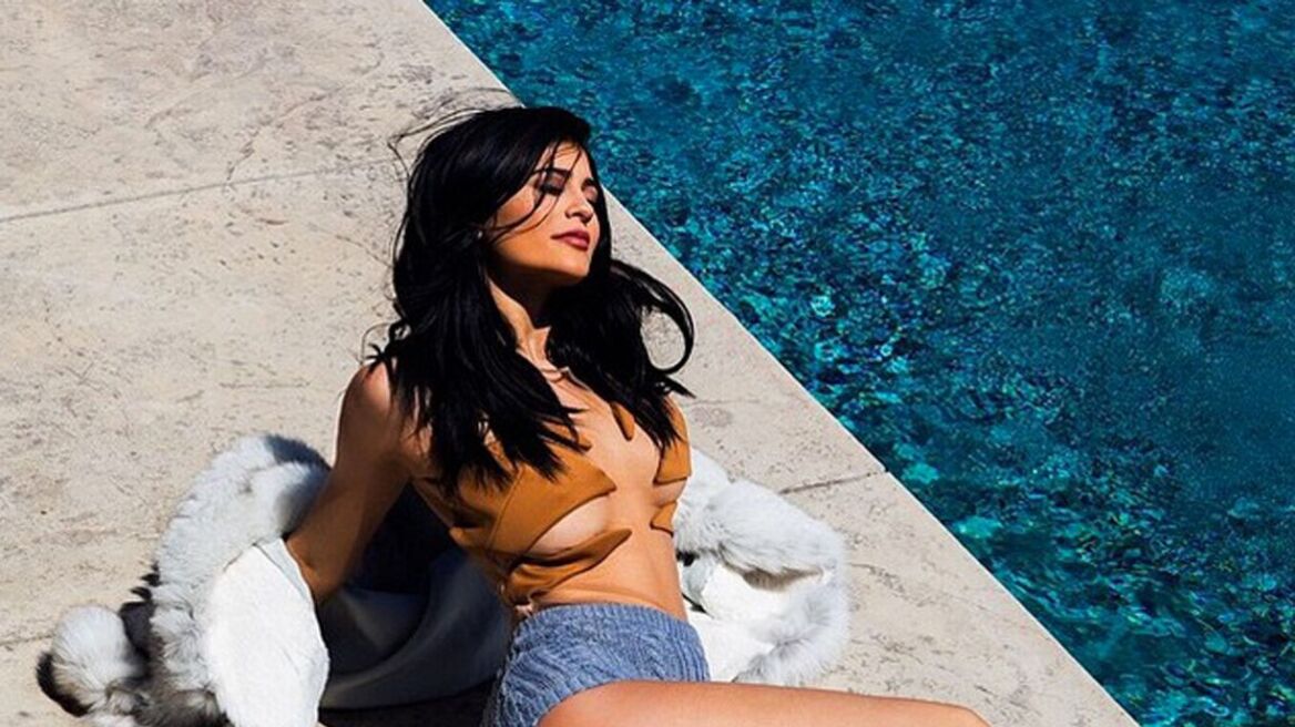 Kylie Jenner: Selfie με ερωτική διάθεση 