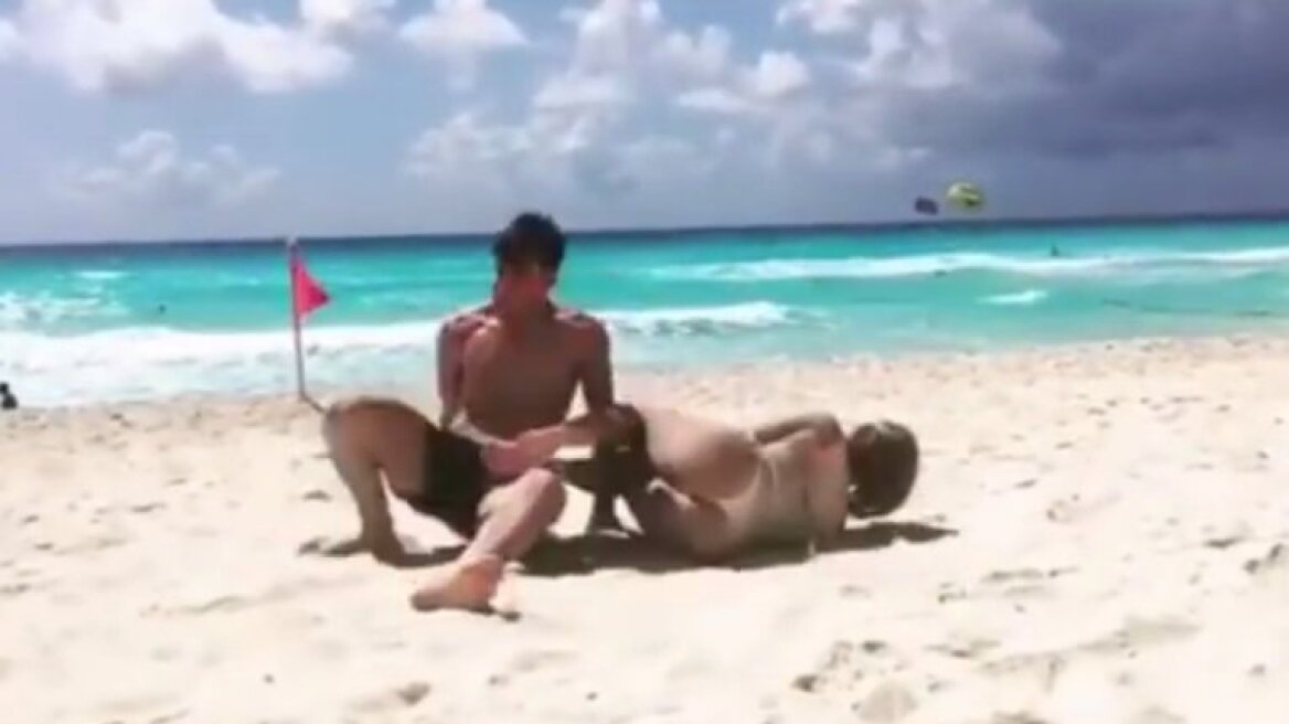 Έκανε τάκλιν στην κοπέλα του στην παραλία!
