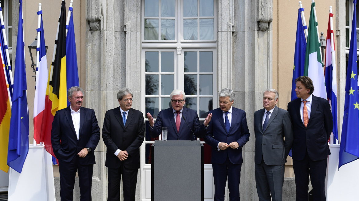Αυστηρό μήνυμα των έξι ιδρυτικών μελών της ΕΕ: Αμεσα η διαδικασία εξόδου της Βρετανίας