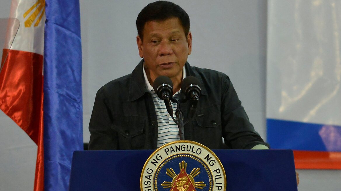 Ο πρόεδρος των Φιλιππίνων καλεί τους πολίτες να... σκοτώνουν τους ναρκομανείς